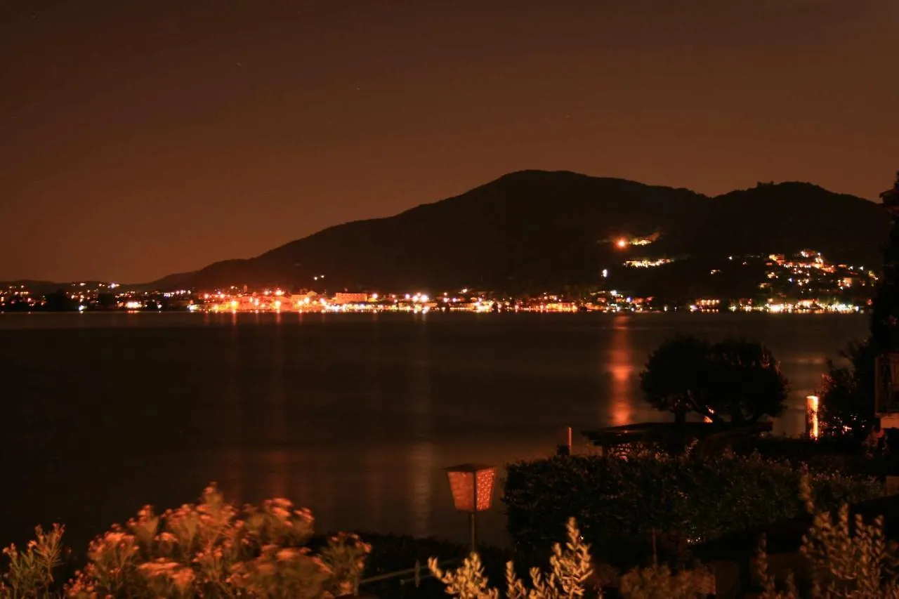 Holiday home Historic House By The Lake La Renee Casa Vacanza Predore Italy
