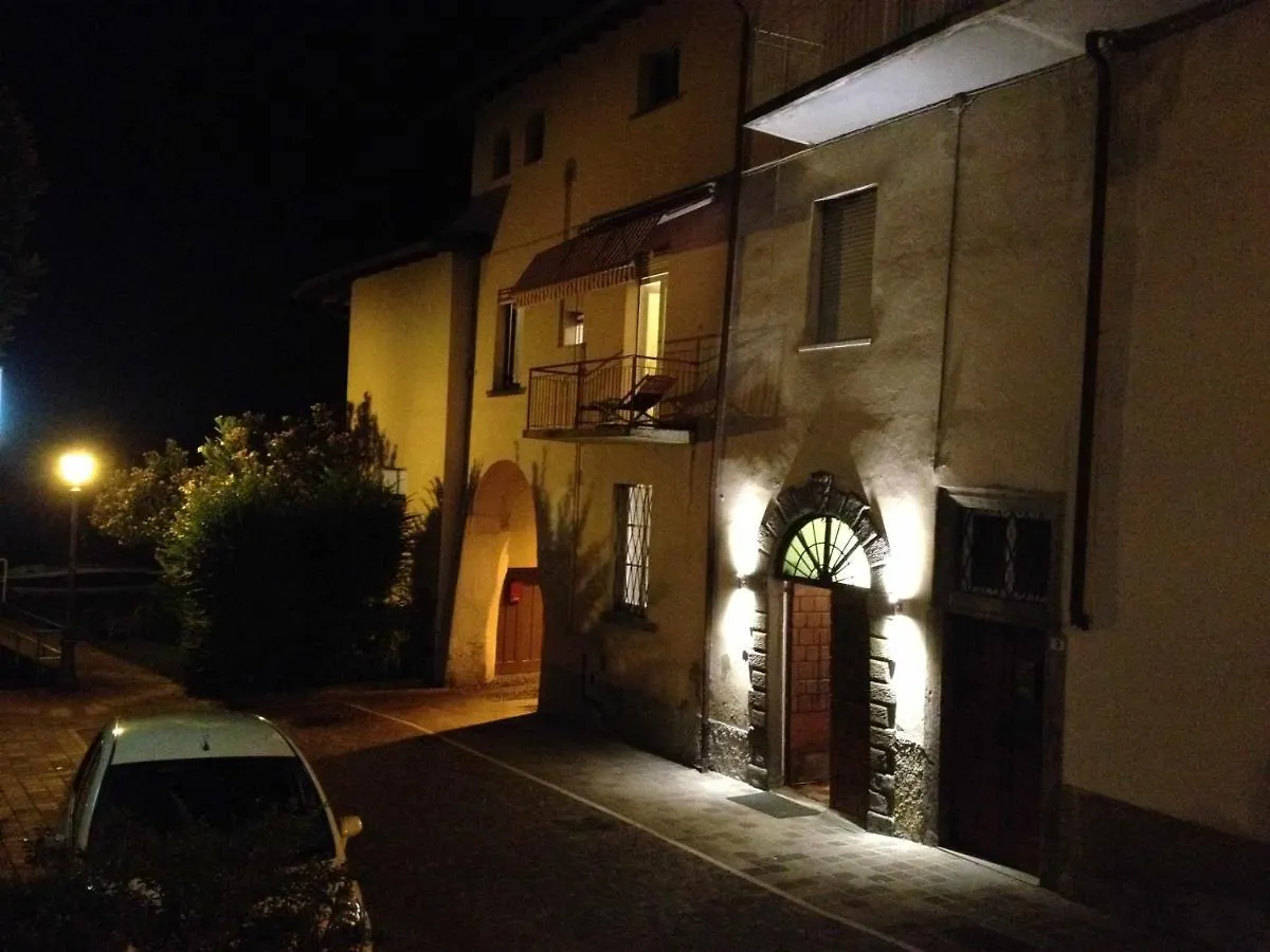 Historic House By The Lake La Renee Casa Vacanza Predore 0*,