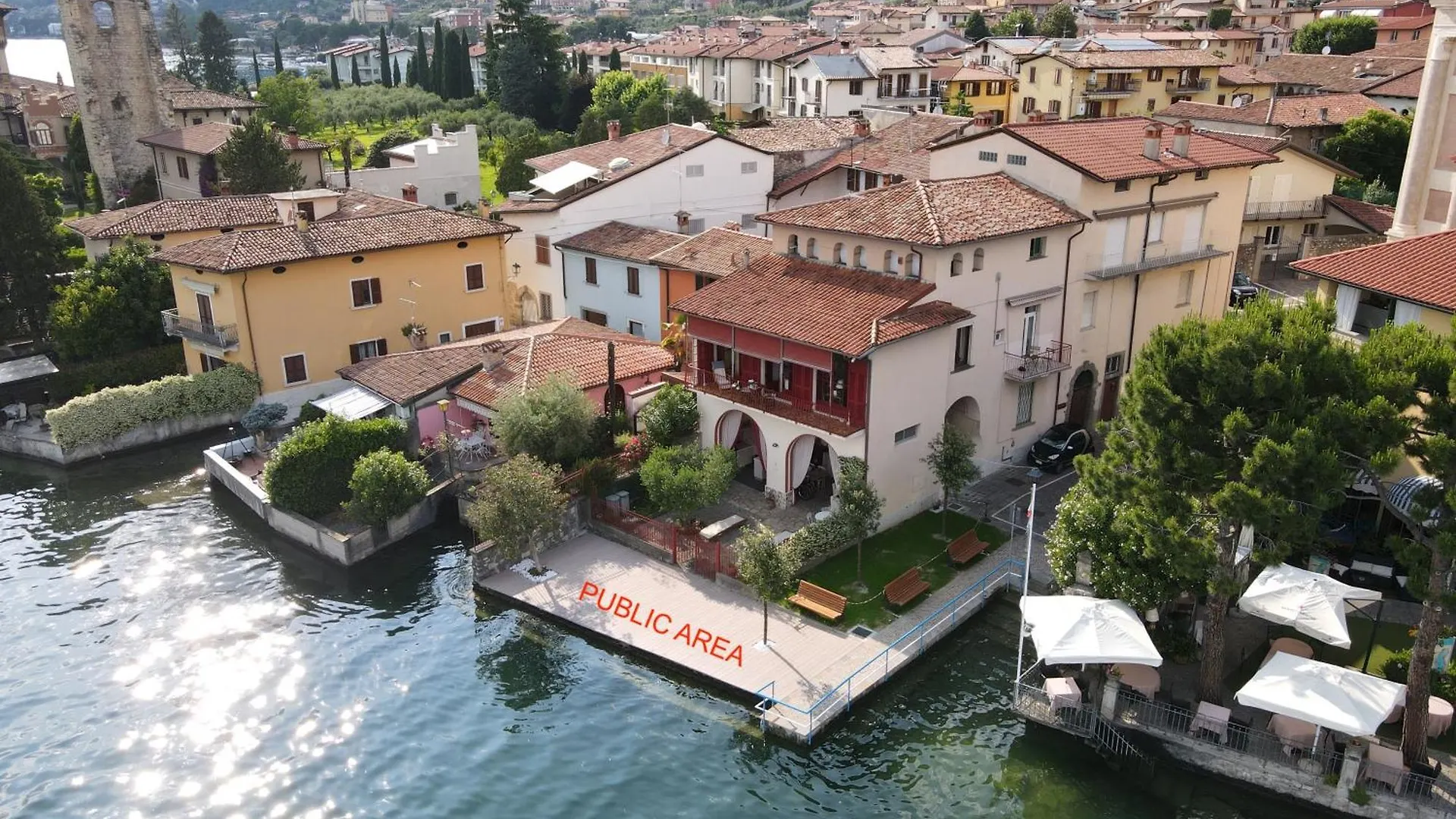 Historic House By The Lake La Renee Casa Vacanza Predore 0*,  Italy